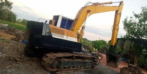 ขายรถแม็คโคร komatsu pc120-5 ใช้งานดี ใบซื้อvาย ราคาถูก275,000