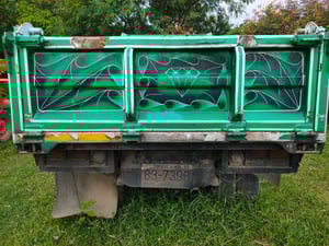 ขายรถ6ล้อดั้ม  isuzu nkr85 ใช้งานดี มีทะเบียน ราคา195,000