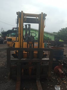 ขายรถโฟคลิป tcm  2.5ton ใช้งานดี ใบซื้อขาย ราคา100,000