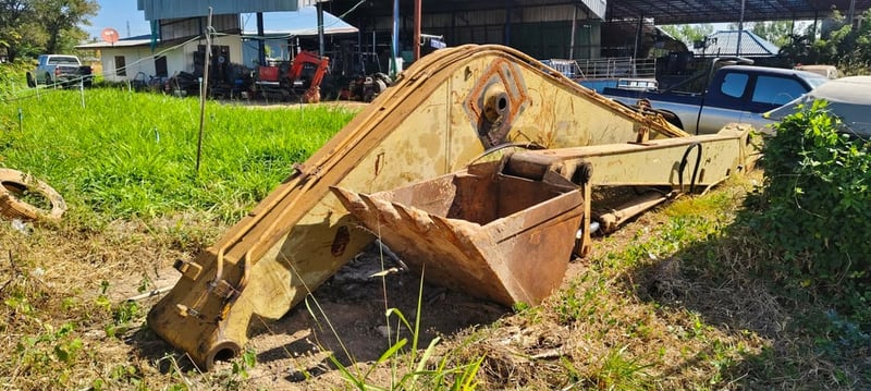 ขายบูมยาวpc200-6,7,8สภาพดี ราคา2.2แสน