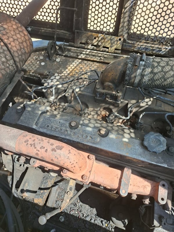 รถแม็คโครkomatsu pc120-3ใช้งานดี ใบซื้อvาย ราคา2.2แสน