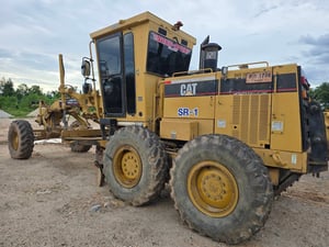 ขายรถเกรดเดอร์  CAT 140H ใช้งานได้ มีทะเบียน ราคา2.7ล.บาท