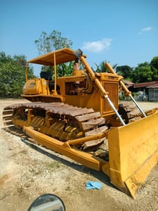 รถแทรกเตอร์komatsu D50p-16ตีนเป็ด ใช้งานดี ใบซื้อvาย ราคา3.3แสน รถแทรกเตอร์komatsu D50p-16ตีนเป็ด ใช้งานดี ใบซื้อvาย ราคา3.3แสน