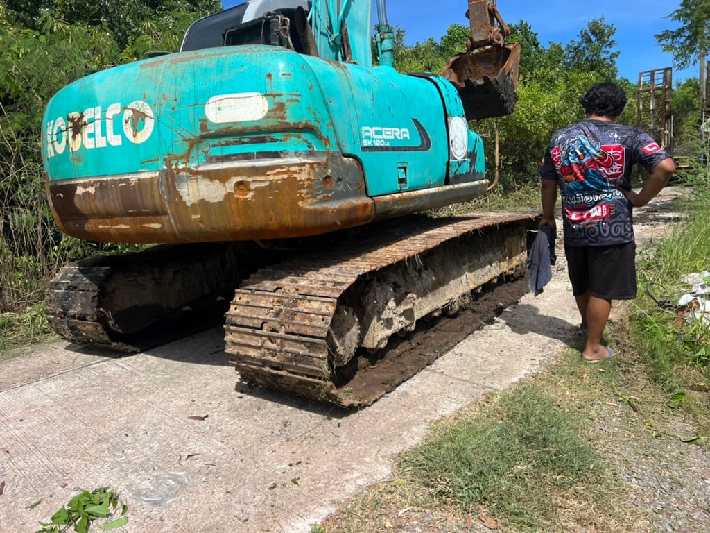 รถแม็คโครkobelco sk120-5 ใช้งานดี ใบซื้อ ขายราคา3.6แสน
