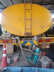 รถ10ล้อน้ำ1เพลา isuzu 175 แรง 6BF ใช้งานดี มีทะเบียน ราคา2.2แสน รถ10ล้อน้ำ1เพลา isuzu 175 แรง 6BF ใช้งานดี มีทะเบียน ราคา2.2แสน