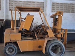 ขายรถโฟคลิป komatsu 5ton ใช้งานดี ใบซื้อvาย ราคา65,000