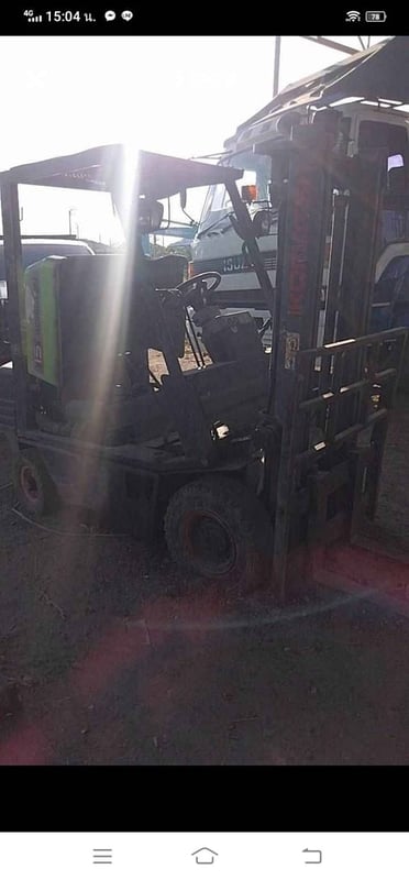 รถโฟคลิปkomatsu 1.5ton เครื่องtoyota 4k ใช้งานดี ราคา59,000