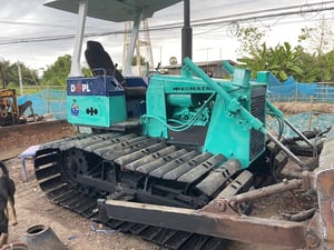 ขายรถแทรกเตอร์komatsu d20p-6 ตีนเป็ด ใบ70 ใช้ง่นดี ราคา199,000