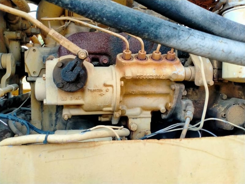 ขายรถแทรแเตอร์CAT D4D ตีนเป็ด ตามสภาพ ใบซื้อvายาาคา145,000