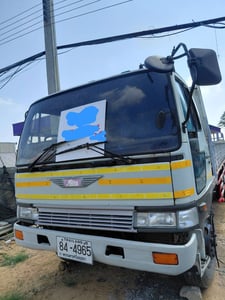 ขายรถ6ล้อพื้นธรนมดา Hino 195 ใช้งานดี มีทะเบียน ราคาถูกดีๆๆ265,000
