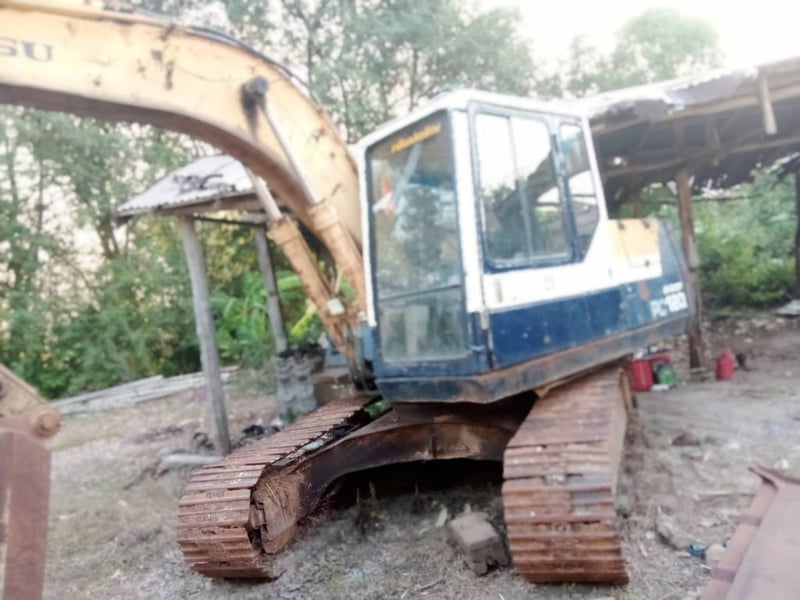 รถแม็คโครkomatsu pc120-5 เครื่องต้องเปลี่ยนแหวน ตามสภาพนี้ ใบอินวอย ราคาถูกดี199,000