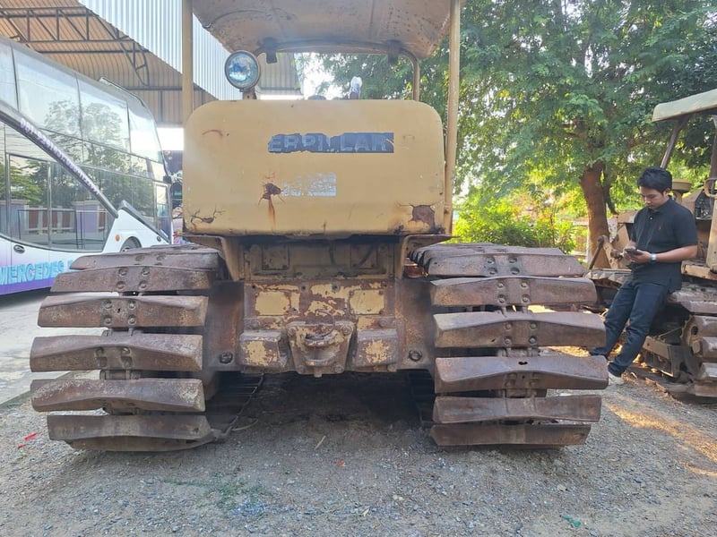 รถแทรกเตอร์ CAT D4D ตีนเป็ด  ใช้งานดี ใบซื้อขายราคา 199,000