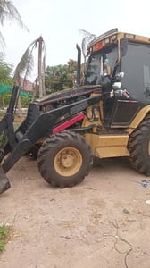 Vายรถหน้าตักหลังขุด CAT 424D ใช้งานดี ใบซื้อvาย ราคาถูกดี 389,000