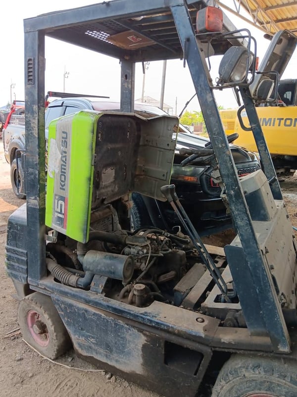 รถโฟคลิปkomatsu 1.5ton เครื่องtoyota 4k ใช้งานดี ราคา59,000