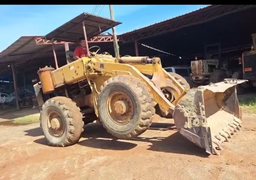 รถตักล้อยาง komatsu jh30 ใช้งานดี ใบซื้อขาย ราคา165,000