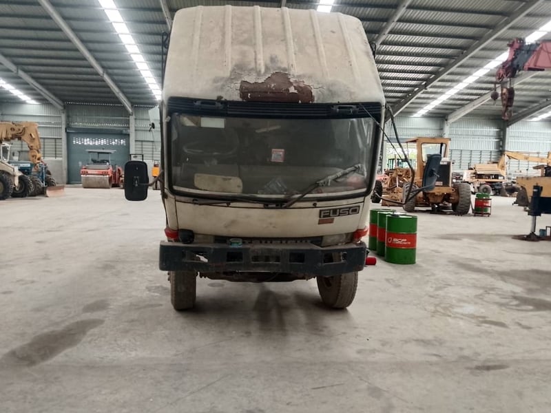 ขายรถน้ำ10ล้อ 2เพลา mitsubishi 195แรง ใช้งานได้ มีทะเบียน ราคา4.3แสน