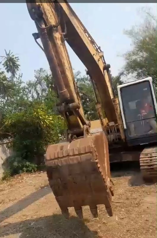 รถแม็คโครkomatsu pc120-5มีไลเจาะ ใช้งานดี ใบอิยวอย ราคาถูกดีๆ249,000