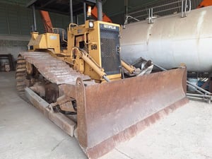 ขายรถแทรกเตอร์ CAT D5H ตีนเป็ด ใช้งานดี ใบอินวอย ราคา6.7แสน ขายรถแทรกเตอร์ CAT D5H ตีนเป็ด ใช้งานดี ใบอินวอย ราคา6.7แสน