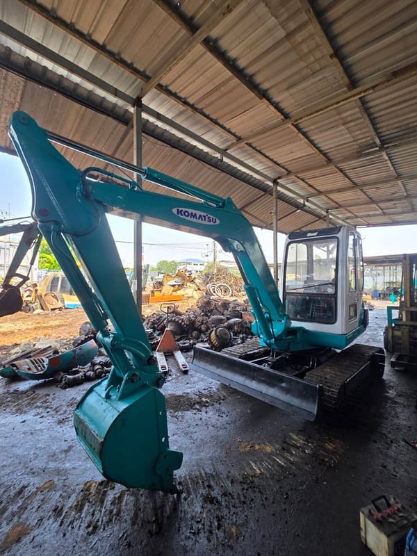 รถแม็คโครkomatsu pc45-7ใช้งานดี ใบซื้อvาย ราคา299,000 รถแม็คโครkomatsu pc45-7ใช้งานดี ใบซื้อvาย ราคา299,000