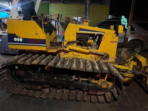 รถแทรกเตอร์komatsu D20p-6 ตีนเป็ด ใบมีดสไล้ ใช้งานดี ราคา2.6แสน