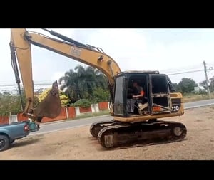 ขายแม็คโครcat 312มีทะเบียน ใช้งานดี ราคา3.5แสน