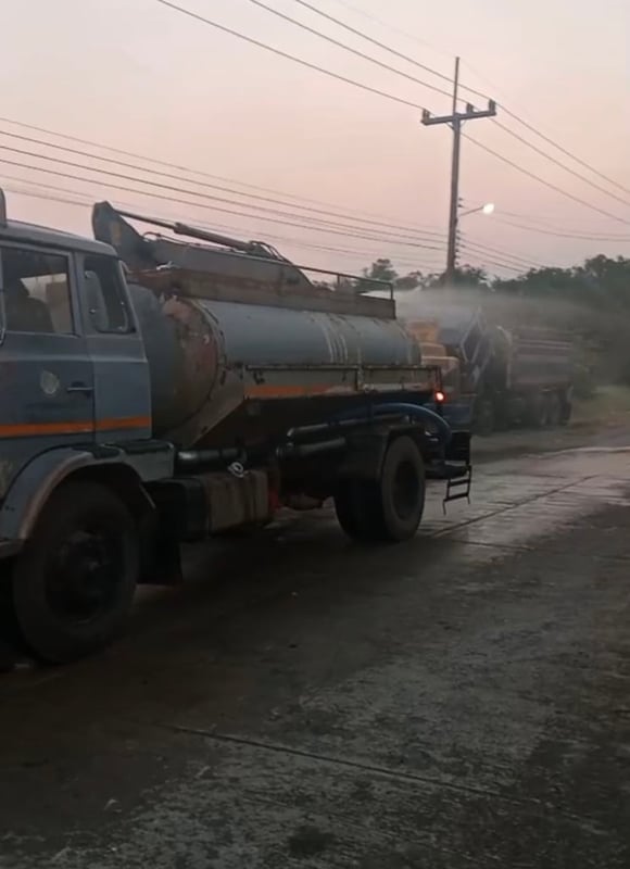 รถ6ล้อน้ำhino 150แรง ใช้งานดี มีทะเบียน ราคา2.5แสน