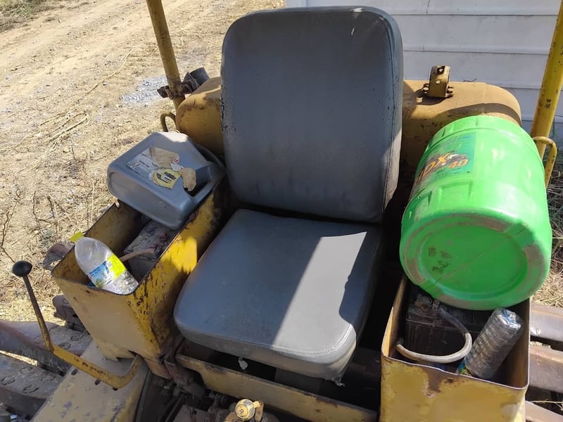 ขายรถ แทรกเตอร์CAT D4D ตีนเป็ด ใช้งานดีมากด ใบซื้อขายราคาถูกดีๆๆ139,000