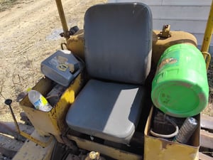 ขายรถ แทรกเตอร์CAT D4D ตีนเป็ด ใช้งานดีมากด ใบซื้อขายราคาถูกดีๆๆ139,000