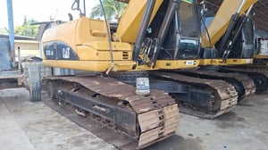 รถแม็คโคร CAT 320D  19,500 ชม.ใช้งานดี มีทะเบียน ราคาถูกดีๆๆ 690,000