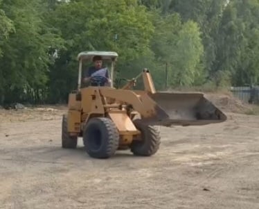 ขายรถตักล้อยาง komatsu wa30 ใช้งานดี ทำงานดี ใบซื้อขายราคาถูก1.5แสน