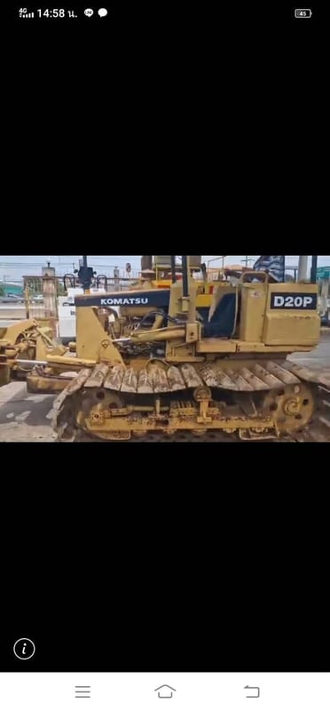 รถแทรกเตอร์komatsu D20p-5ตีนเป็ด ใบมีเสไล้ ใช้งานดี ราคา175,000