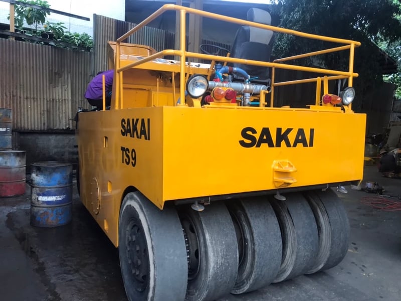 ขายรถบดล้อยางsakai tr9 ใช้งานดี มีทะเบียน ราคา399,000 ขายรถบดล้อยางsakai tr9 ใช้งานดี มีทะเบียน ราคา399,000