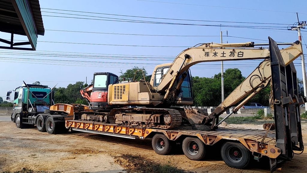 ขายรถแม็คโครkomatsu pc120-6 ใช้งานดีทำงานปกติ ใบซื้อขาย ราคา299,000บ. ขายรถแม็คโครkomatsu pc120-6 ใช้งานดีทำงานปกติ ใบซื้อขาย ราคา299,000บ.