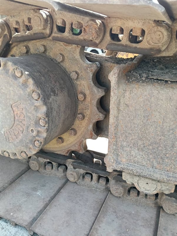 ขายรถแม็คโครkomatsu pc60-6 ใช้งานดี เก่าjapan ใบอินวอย ราคา3.6แสน