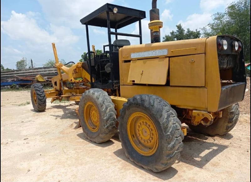 ขายรถเกรดเดอร์john deere ใช้งานได้ดี ใบซื้อขาย ราคา3.7แสน