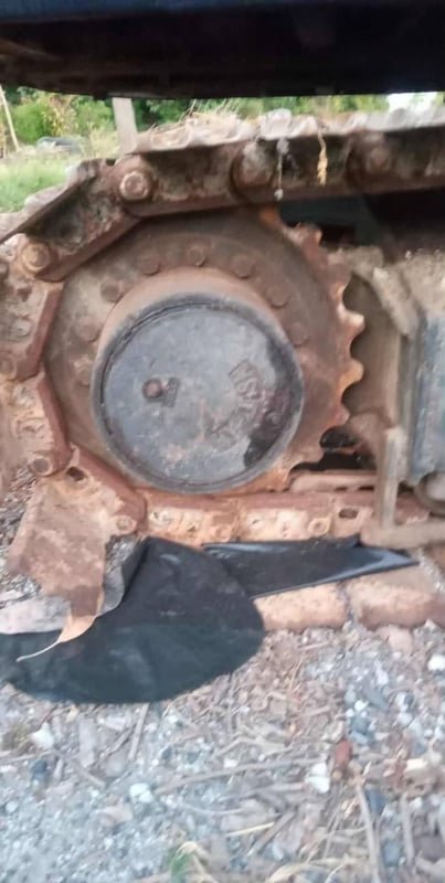 ขายรถแม็คโคร komatsu pc120-5 ใช้งานดี ใบซื้อvาย ราคาถูก275,000