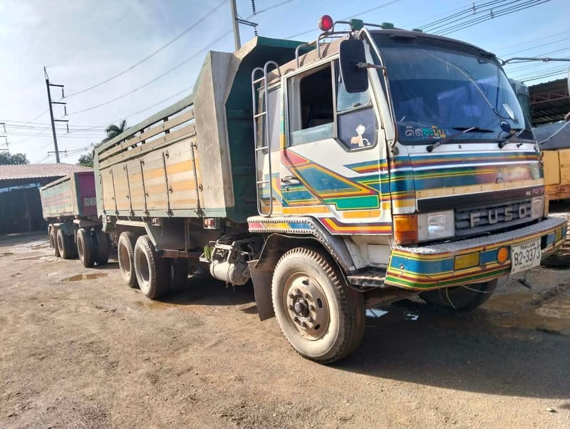 ขายรถ10ล้อพ่วงแม่ลูกดั้ม mitsubishi Fn527m-a23669 มีทะเบียน ใช้งานปกติ ราคาถูกดี4.5แสน