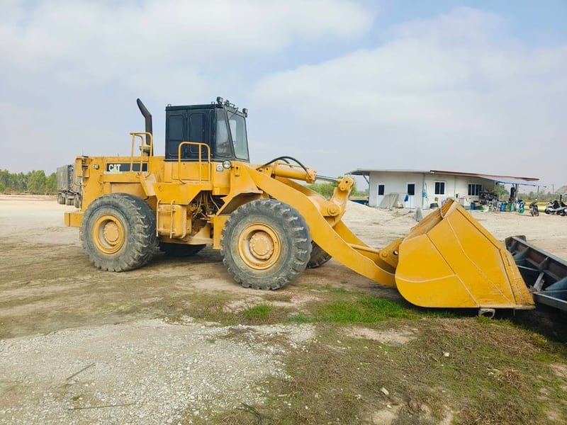 ขายรถตักล้อยางCAT 950E ใช้งานดี ใบซื้อvาย ราคา6.5แสน