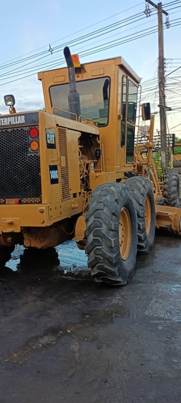 ขายรถเกรดเดอร CAT 140G 72v8348 มีทะเบียน ใช้งานปกติ ราคา1,850,000