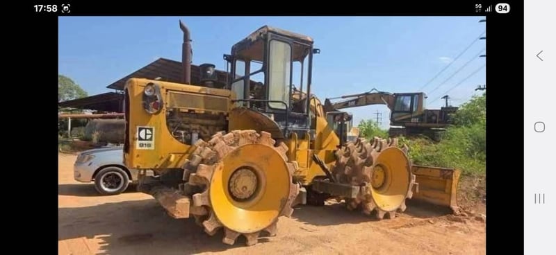 รถบดล้อหนาม4ล้อcat815 ใช้งานดีมีทะเบียน ราคา1.8ล.บาท รถบดล้อหนาม4ล้อcat815 ใช้งานดีมีทะเบียน ราคา1.8ล.บาท