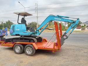 รถแม็คโครพร้อมสาลี่ komatsu pc20-7ใช้งานดี ใบซื้อขายราคา2.4แสน