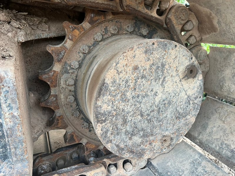 รถแม็คโครkobelco sk200-6 ใช้งานดี มีทะเบียน ราคา6.7แสน