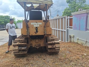 รถแทรกเคอร์komatsu D20p-5 ตีนเป็ด ใช้งานดี ราคาถูกดี99,000 รถแทรกเคอร์komatsu D20p-5 ตีนเป็ด ใช้งานดี ราคาถูกดี99,000