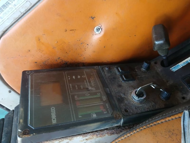 ขายรถแม็คโครkobekco sk60-3ใช้งานได้ ใบซื้อขาย ราคา260,000 ขายรถแม็คโครkobekco sk60-3ใช้งานได้ ใบซื้อขาย ราคา260,000