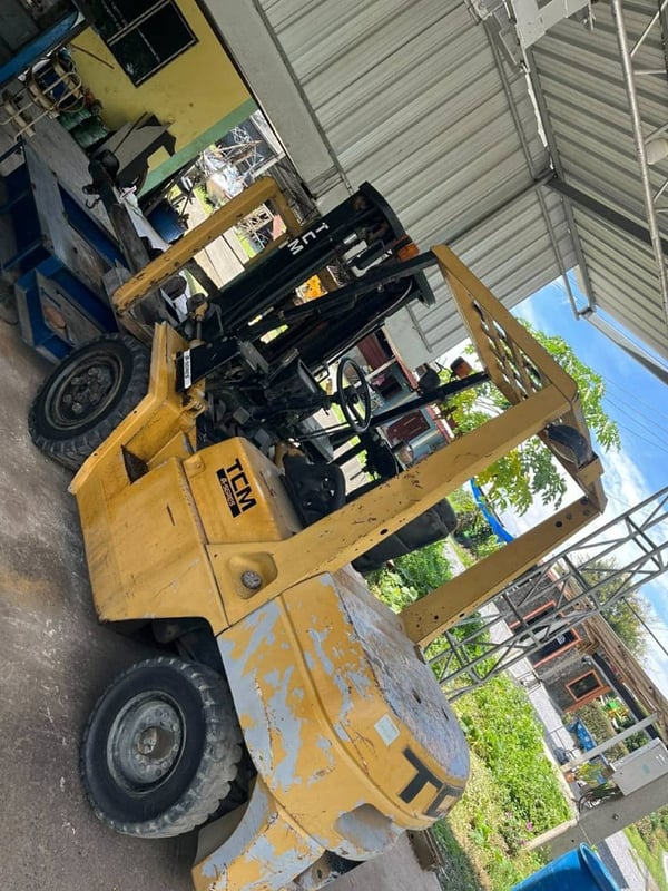 รถโฟคลิปtcm 3ตัน ดีเซล ยกสูง4ม. ใบซื้อขายราคาถูกกดีๆๆ100,000