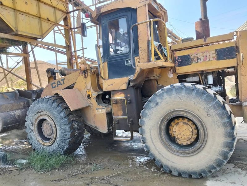 ขายรถตัก ล้อยางCAT950E ใช้งานดี ใบซื้อขาย ราคา585,000