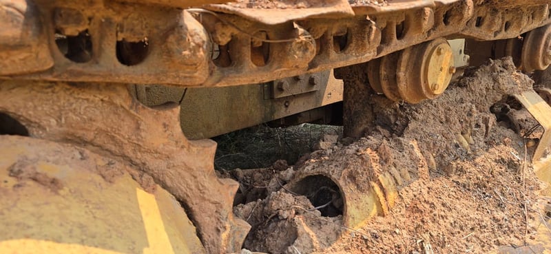 รถแทรกเตอร์CAT D4E ฮาฟตีนเป็ด ใช้งานดี มีเล่มทะเบียน ราคา239,000แสน