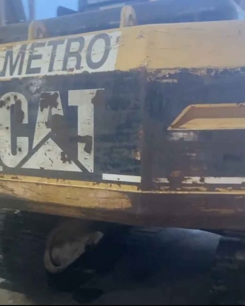 รถแม็คโครcat320v2 ใช้งานได้ดี ใบซื้อขาย ราคาถูกดี3.7แสน รถแม็คโครcat320v2 ใช้งานได้ดี ใบซื้อขาย ราคาถูกดี3.7แสน