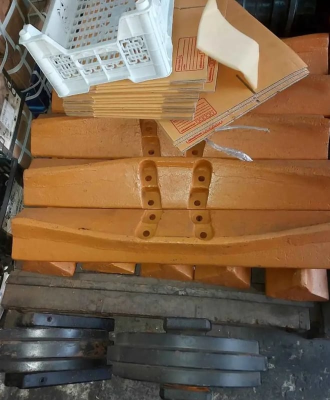 ขายโซ่แทรกเตอร์D6 D5 D4 D2 แม็คโคร อะไหล่ช่วงล่าง ขายโซ่แทรกเตอร์D6 D5 D4 D2 แม็คโคร อะไหล่ช่วงล่าง