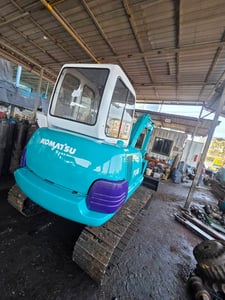 รถแม็คโครkomatsu pc45-7ใช้งานดี ใบซื้อvาย ราคา299,000 รถแม็คโครkomatsu pc45-7ใช้งานดี ใบซื้อvาย ราคา299,000
